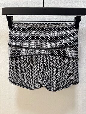 lululemon athletica Black & White Micro-Pattern Athletic Yoga Shorts